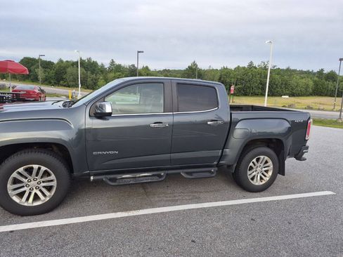 Used 2015 GMC Canyon SLT AWD/4WD image 3