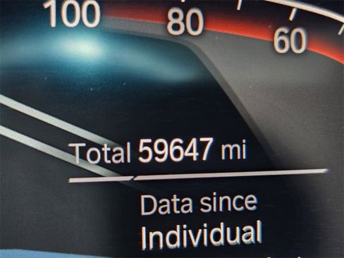 Used 2021 BMW X7 xDrive40i w/ Parking Assistance Package image 26