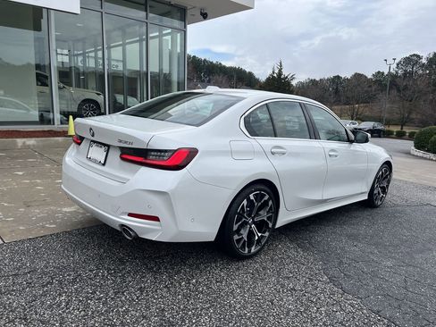 Certified 2025 BMW 330i Sedan image 8