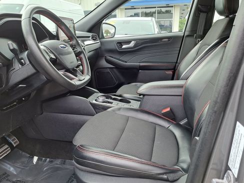 Used 2024 Ford Escape ST-Line FWD image 13