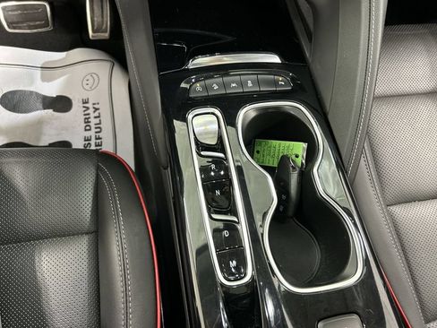 Used 2023 Buick Envision Essence w/ Sport Touring Package AWD/4WD image 17