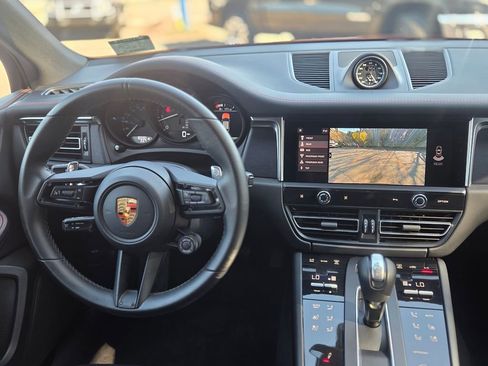 Used 2022 Porsche Macan GTS w/ Premium Package Plus AWD/4WD image 21