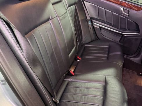 Used 2014 Mercedes-Benz E 350 E 350 Luxury 4MATIC AWD 4dr Se image 22