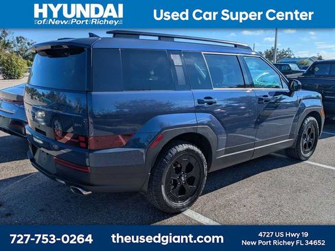 Used 2025 Hyundai Santa Fe XRT AWD/4WD image 2