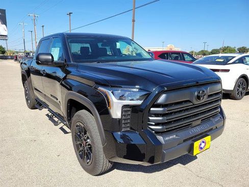 Used 2023 Toyota Tundra SR5 image 4