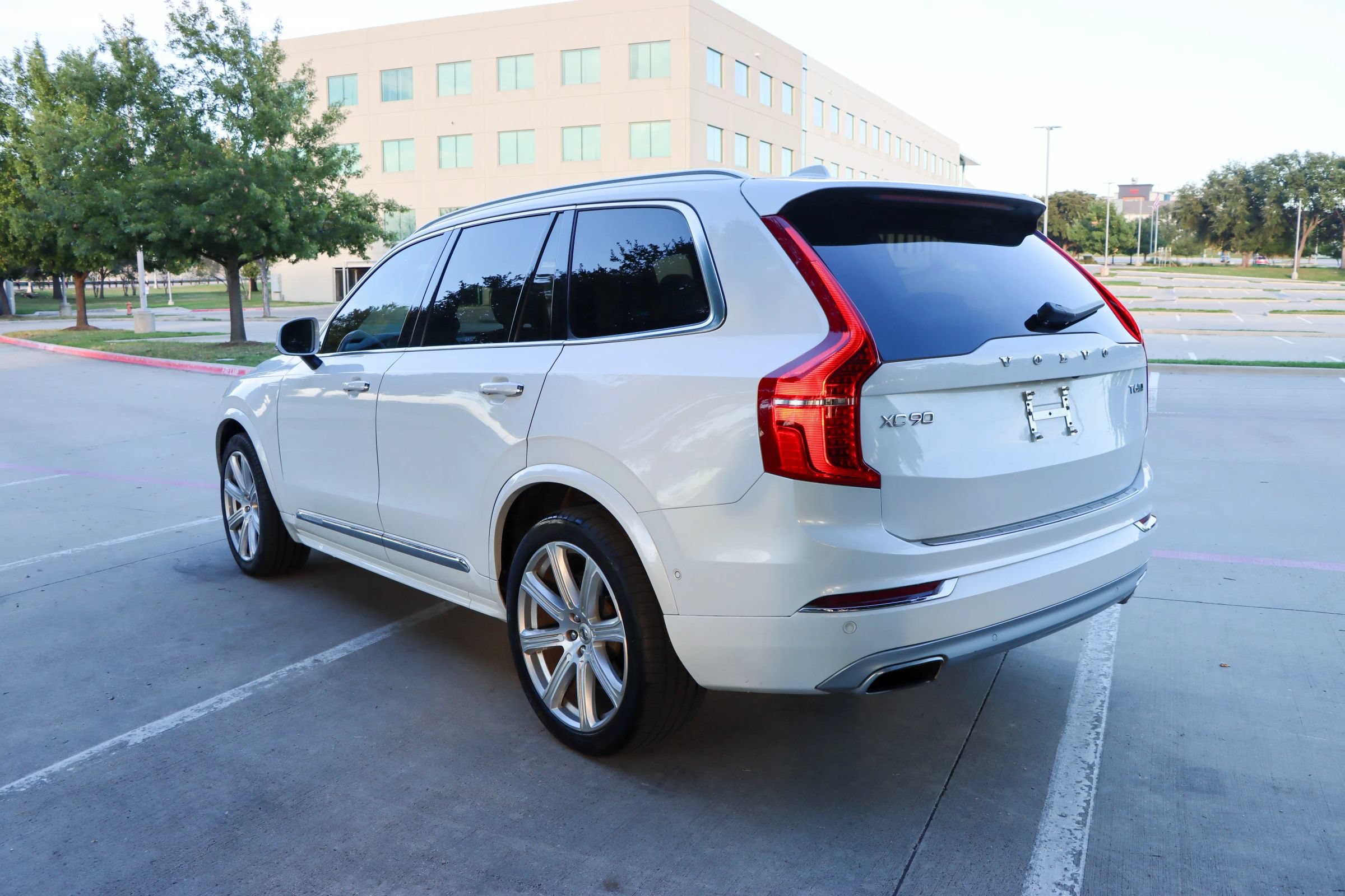 Used 2019 Volvo XC90 T6 Inscription w/ Luxury Package AWD/4WD image 5