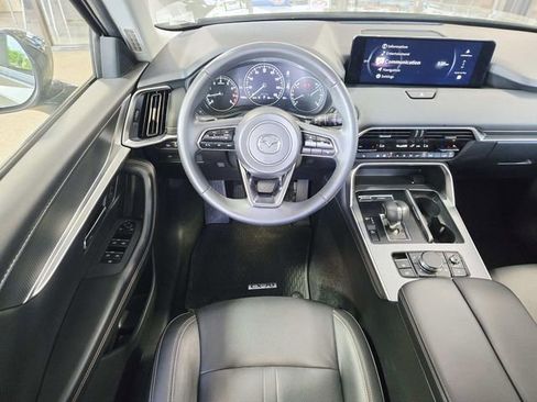 Certified 2025 MAZDA CX-70 3.3 Turbo w/ Preferred Package AWD/4WD image 8