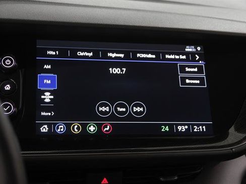 Used 2023 Buick Envision Essence FWD image 12