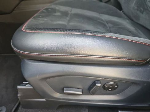 Certified 2025 Ford Explorer ST AWD/4WD image 29