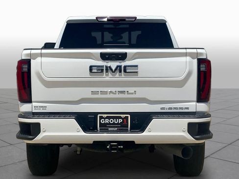 Certified 2025 GMC Sierra 2500 Denali Ultimate AWD/4WD image 5