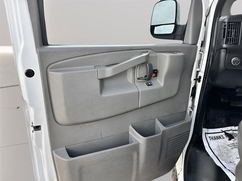 Used 2019 Chevrolet Express 2500 w/ Driver Convenience Package image 27
