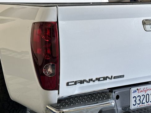 Used 2012 GMC Canyon SLE image 41