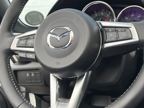 Used 2022 MAZDA MX-5 Miata Club image 18
