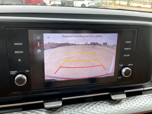 Certified 2024 Kia Carnival LX image 25