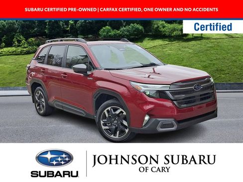 Certified 2025 Subaru Forester Limited image 1