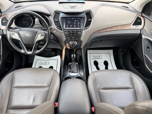 Used 2017 Hyundai Santa Fe SE w/ SE Premium Package 02 FWD image 13