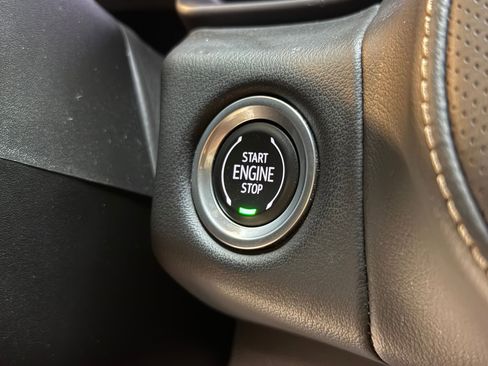 Used 2023 GMC Yukon AT4 w/ AT4 Premium Package image 35