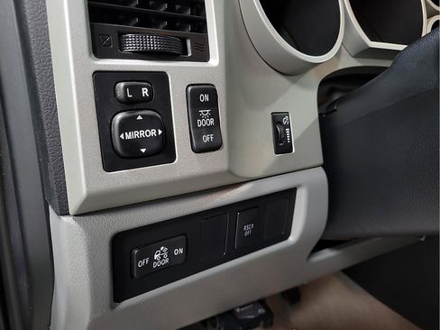 Used 2008 Toyota Tundra image 15