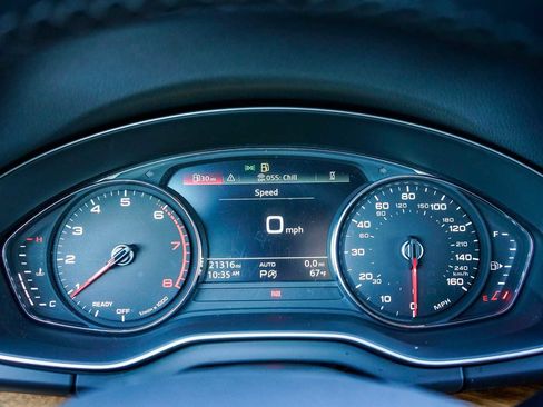 Used 2023 Audi Q5 2.0T Premium w/ Convenience Package image 25