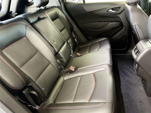 Used 2024 Chevrolet Equinox RS w/ RS Leather Package image 30