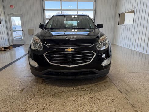 Used 2017 Chevrolet Equinox LT w/ Convenience Package image 8