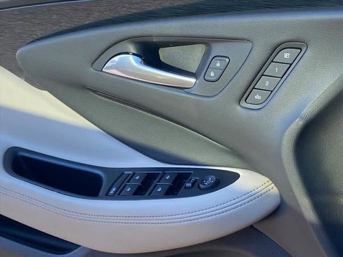 Used 2017 Buick Envision Essence image 20