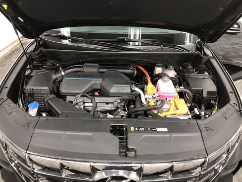 Used 2024 Hyundai Tucson Limited image 6