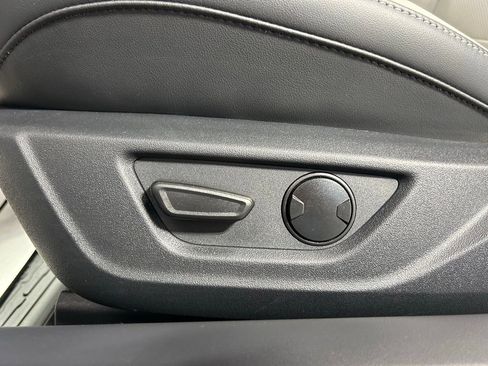 Used 2026 Ford Mustang Premium RWD image 23