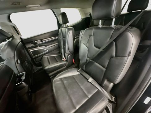 Used 2025 Kia Telluride S AWD/4WD image 30