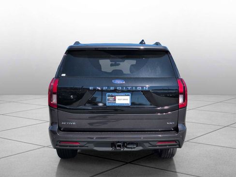 New 2026 Ford Expedition Max Active RWD image 4