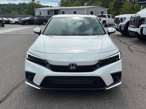 Used 2023 Honda Civic Touring image 4