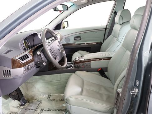 Used 2004 BMW 745Li image 29