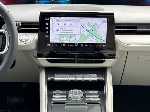 New 2026 Lincoln Nautilus Reserve AWD/4WD image 18