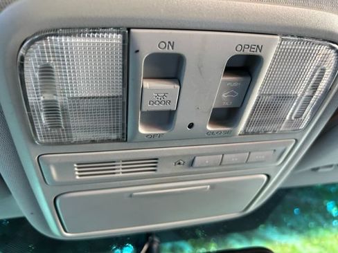 Used 2012 Honda Pilot Touring image 20