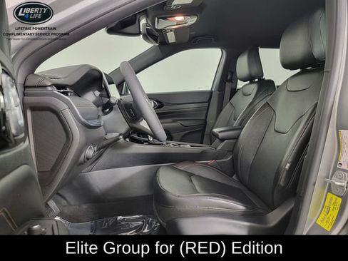 Used 2023 Jeep Compass Limited AWD/4WD image 13