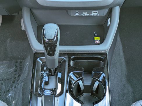 New 2026 Subaru Forester Touring AWD/4WD image 16