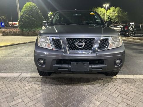 Used 2017 Nissan Frontier SV w/ SV Value Truck Package AWD/4WD image 2
