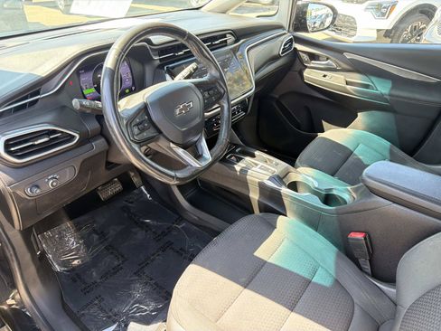Used 2022 Chevrolet Bolt LT FWD image 14