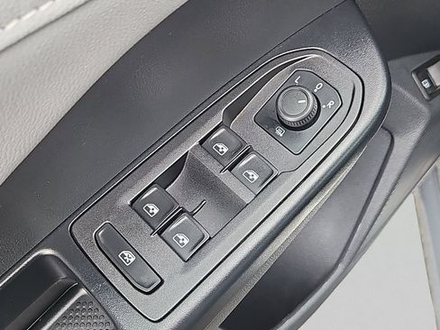 Used 2023 Volkswagen Taos SEL AWD/4WD image 27