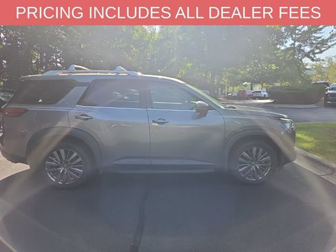 Used 2022 Nissan Pathfinder SL w/ SL Premium Package AWD/4WD image 20