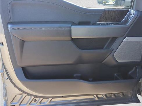 Used 2024 Ford F250 Lariat w/ Lariat Ultimate Package AWD/4WD image 8
