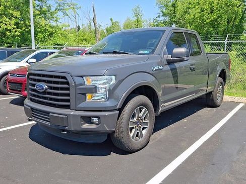 Used 2016 Ford F150 XLT w/ Equipment Group 301A Mid AWD/4WD image 4
