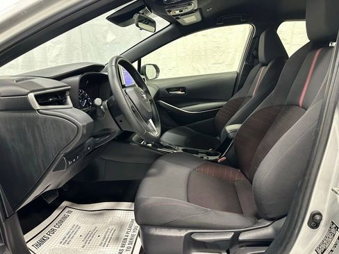 Used 2025 Toyota Corolla SE FWD image 14