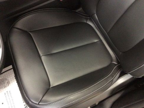 New 2025 Jeep Grand Cherokee Limited image 17