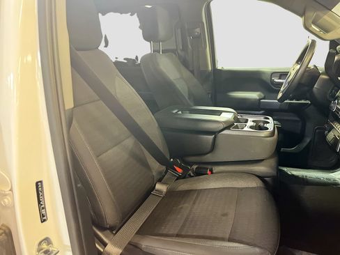 Used 2024 Chevrolet Silverado 2500 Custom w/ Custom Convenience Package AWD/4WD image 26
