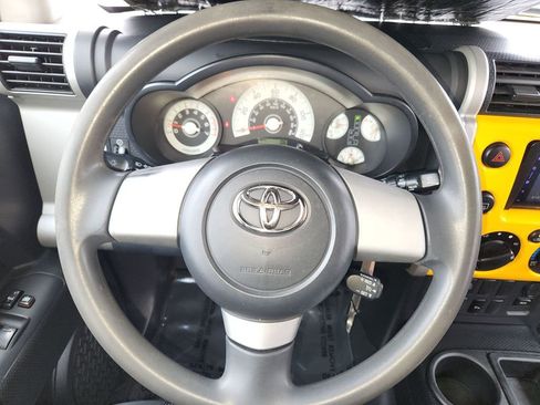 Used 2008 Toyota FJ Cruiser 2WD image 22