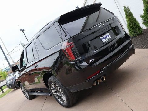 Certified 2025 Chevrolet Tahoe Z71 AWD/4WD image 5