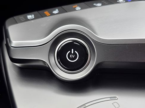 Used 2024 Kia EV6 Wind w/ Wind Technology Package image 29