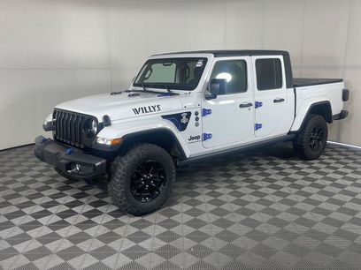 Used 2023 Jeep Gladiator Sport
