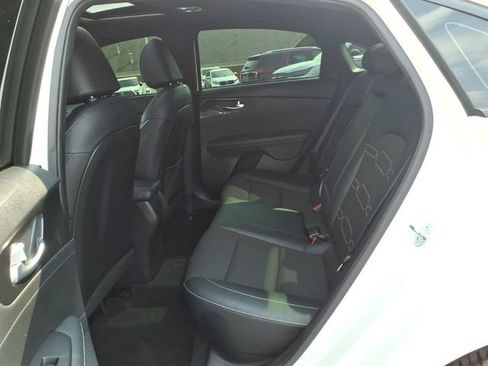 Used 2024 Kia Forte GT-Line w/ GT-Line Premium Package FWD image 25